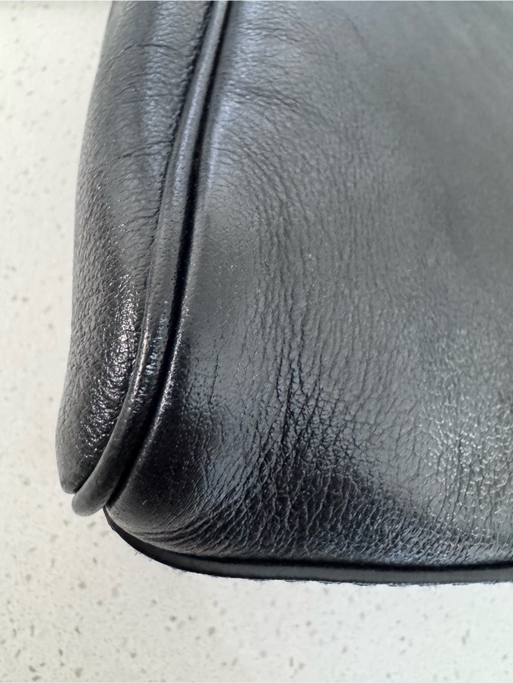 Gucci Large Black Re(Belle ) Top-Handle Satchel with Gold GG Hardware - Picture 5 of 13